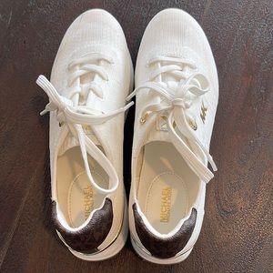 7.5 Michael kors knit sneakers.